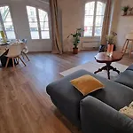 Gare Montoparnasse 2 Mins,,front Metro,gorgeous 2 Bedroom, 76 M2 ,in Center Of St Germain Very Close To Notre Dame Of ,5 Mns Eiffel Tour Lejlighed