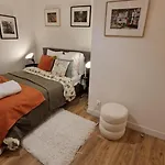 Gare Montoparnasse 2 Mins,,front Metro,gorgeous 2 Bedroom, 76 M2 ,in Center Of St Germain Very Close To Notre Dame Of ,5 Mns Eiffel Tour *