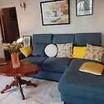 Lejlighed Gare Montoparnasse 2 Mins,,front Metro,gorgeous 2 Bedroom, 76 M2 ,in Center Of St Germain Very Close To Notre Dame Of ,5 Mns Eiffel Tour *