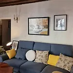 Gare Montoparnasse 2 Mins,,front Metro,gorgeous 2 Bedroom, 76 M2 ,in Center Of St Germain Very Close To Notre Dame Of ,5 Mns Eiffel Tour Lejlighed
