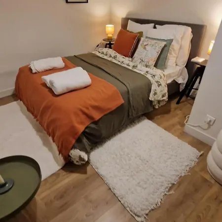 Gare Montoparnasse ,Awesome, 76 M2 2 Bedroom,,Center Of St Germain ,5 Mins Eiffel Tour And Louvre Meusm ,2 Mins Latin Dustrict And Cathedral Of Notre Of Paris *