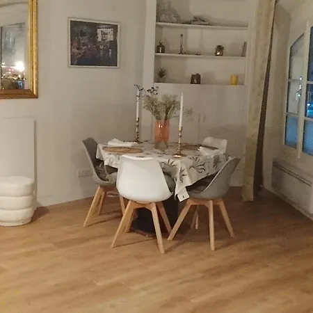 Gare Montoparnasse ,Awesome, 76 M2 2 Bedroom,,Center Of St Germain ,5 Mins Eiffel Tour And Louvre Meusm ,2 Mins Latin Dustrict And Cathedral Of Notre Of Paris Παρίσι