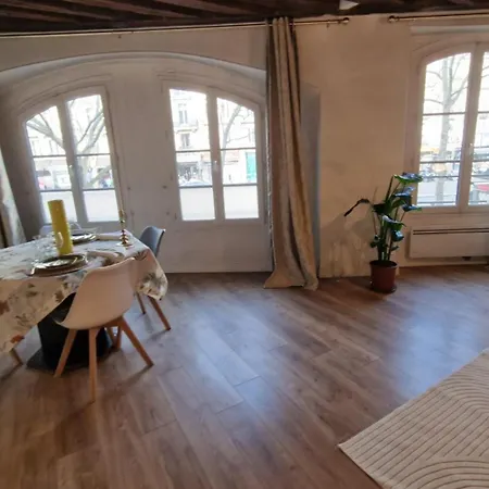 Gare Montoparnasse ,Awesome, 76 M2 2 Bedroom,,Center Of St Germain ,5 Mins Eiffel Tour And Louvre Meusm ,2 Mins Latin Dustrict And Cathedral Of Notre Of Paris Διαμέρισμα Παρίσι