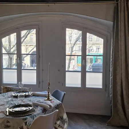 Gare Montoparnasse ,Awesome, 76 M2 2 Bedroom,,Center Of St Germain ,5 Mins Eiffel Tour And Louvre Meusm ,2 Mins Latin Dustrict And Cathedral Of Notre Of Paris