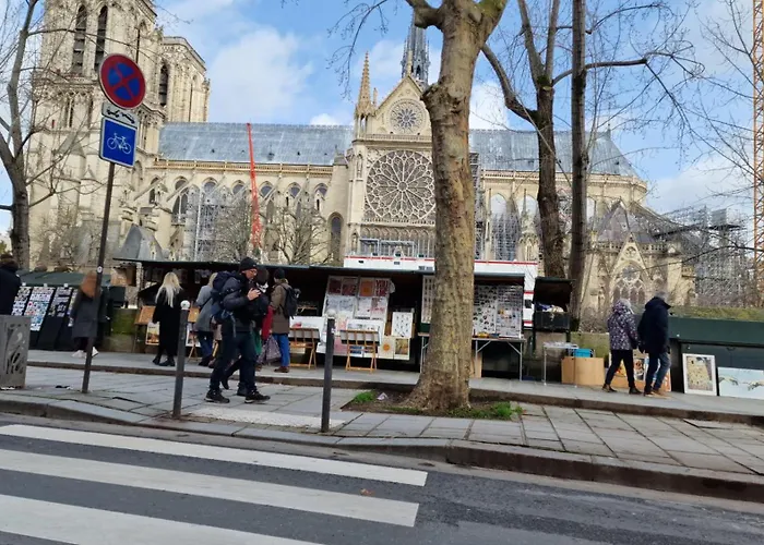 Gorgeous 2 Bedroom, 70 M2 ,in Center Of St Germain Veryclose To Notre Dame Of ,5 Mns Eiffel Tour * باريس