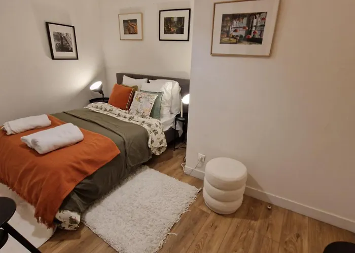Gorgeous 2 Bedroom, 70 M2 ,in Center Of St Germain Veryclose To Notre Dame Of ,5 Mns Eiffel Tour *