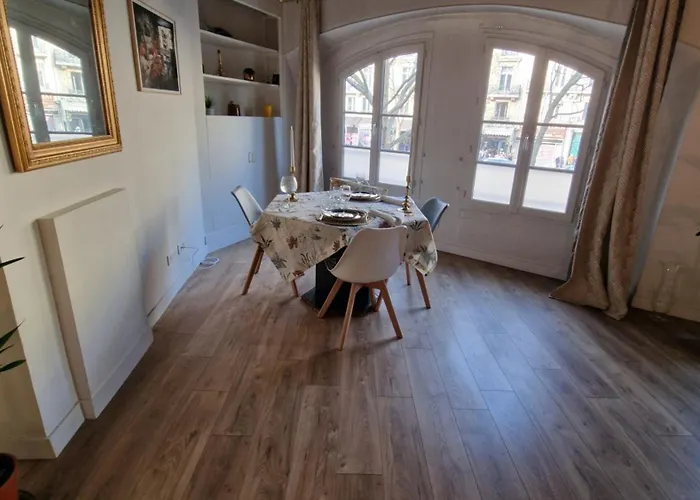 Gorgeous 2 Bedroom, 70 M2 ,in Center Of St Germain Veryclose To Notre Dame Of ,5 Mns Eiffel Tour