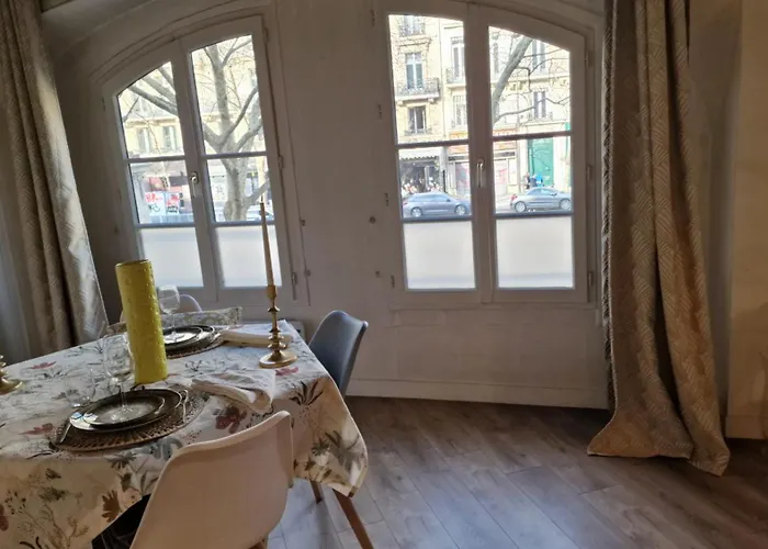 Gorgeous 2 Bedroom, 70 M2 ,in Center Of St Germain Veryclose To Notre Dame Of ,5 Mns Eiffel Tour * باريس